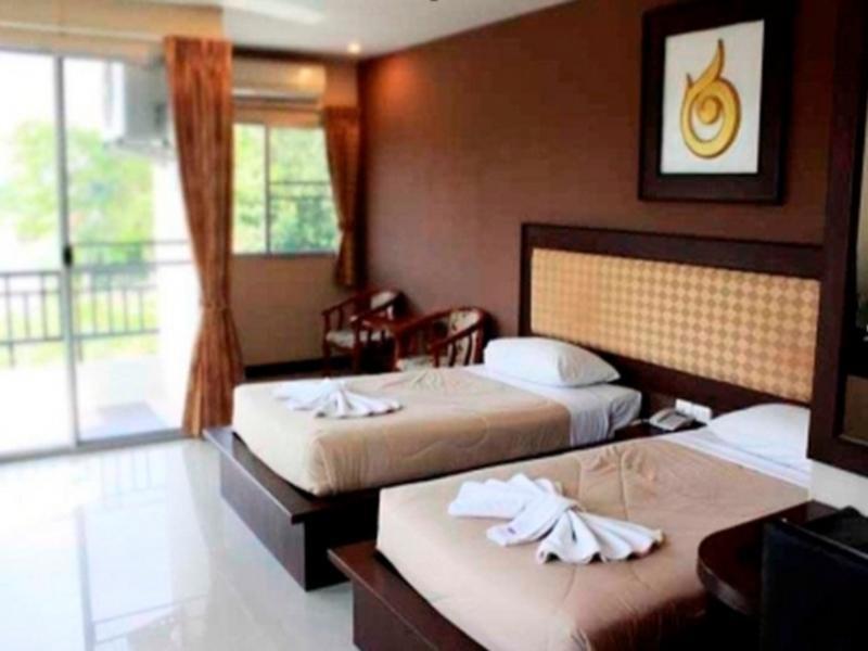 Madina Rayong Hotel Bagian luar foto