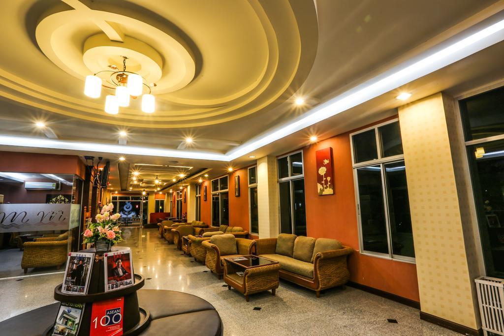 Madina Rayong Hotel Bagian luar foto