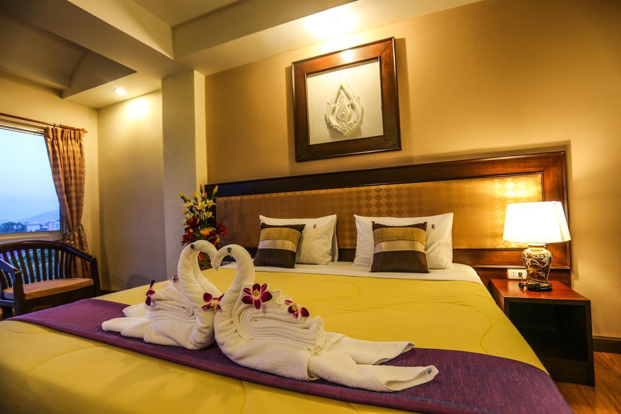 Madina Rayong Hotel Bagian luar foto